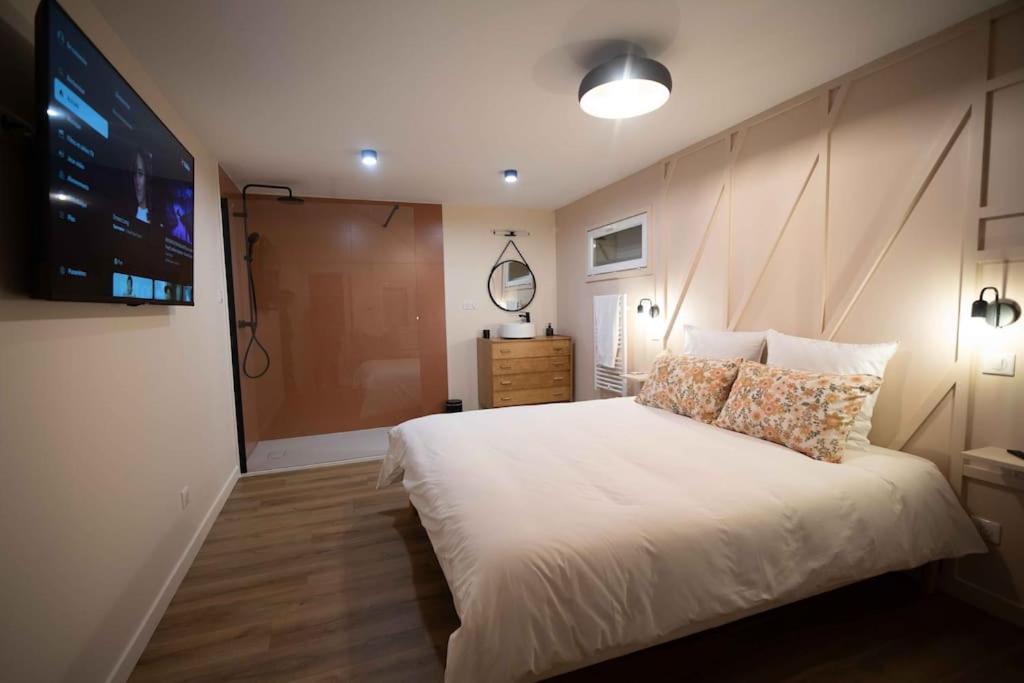 Suite & Spa Privatif Domaine Des Demoiselles 欧特维尔 外观 照片