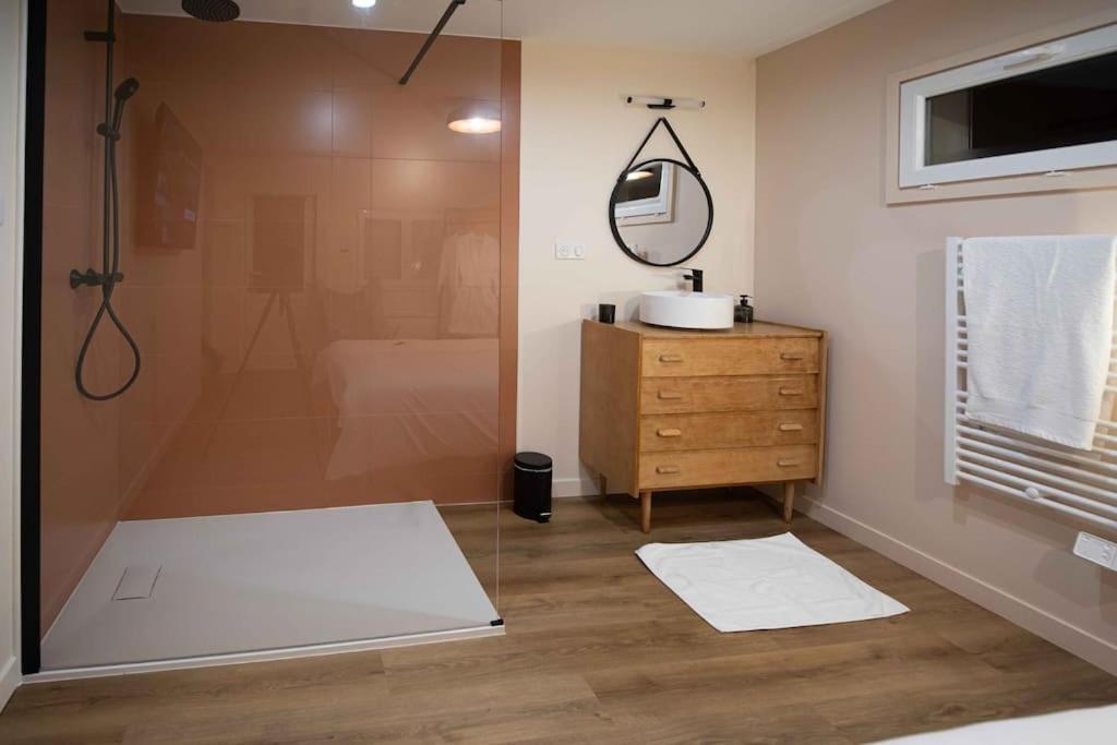 Suite & Spa Privatif Domaine Des Demoiselles 欧特维尔 外观 照片