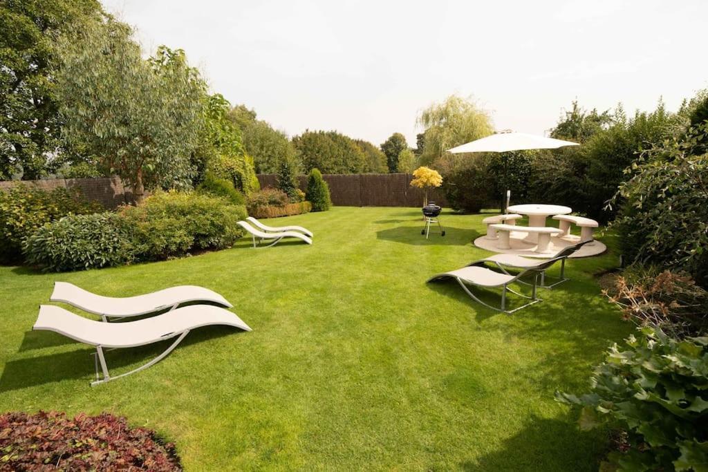 Suite & Spa Privatif Domaine Des Demoiselles 欧特维尔 外观 照片